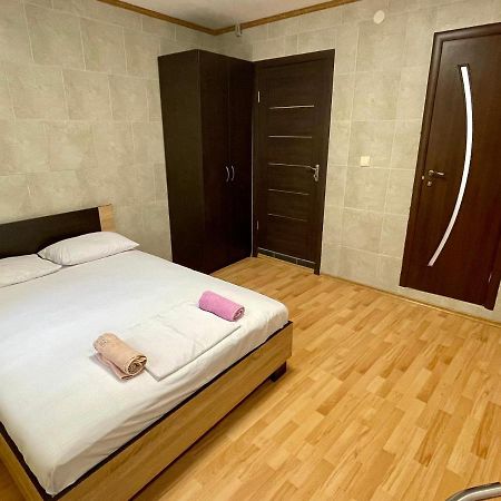 Smart Studio-Біля Вокзалу-Недалеко Від Центру-Городоцька 131 Lviv Ngoại thất bức ảnh
