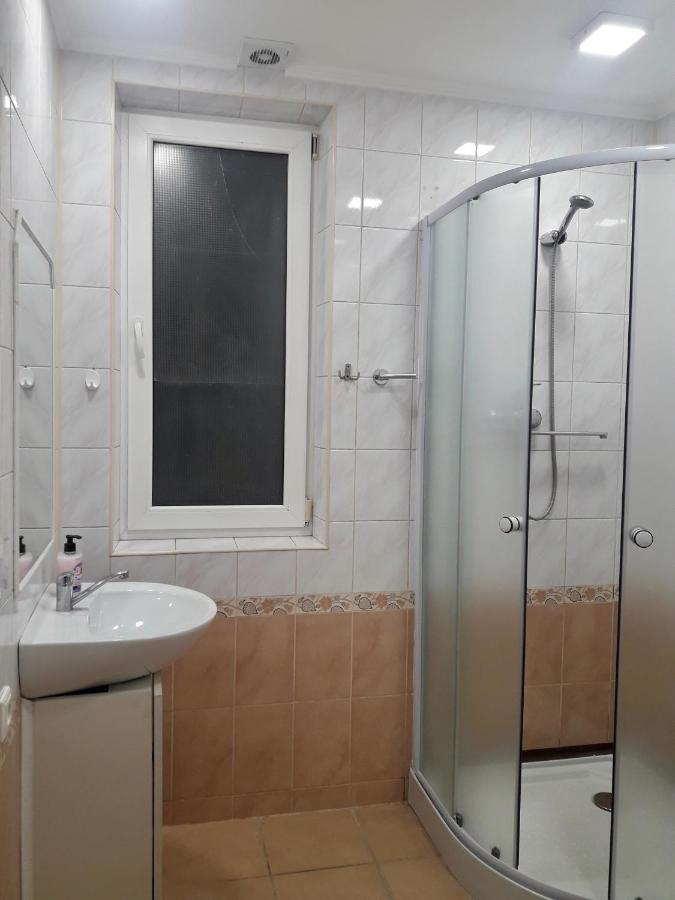 Smart Studio-Біля Вокзалу-Недалеко Від Центру-Городоцька 131 Lviv Ngoại thất bức ảnh